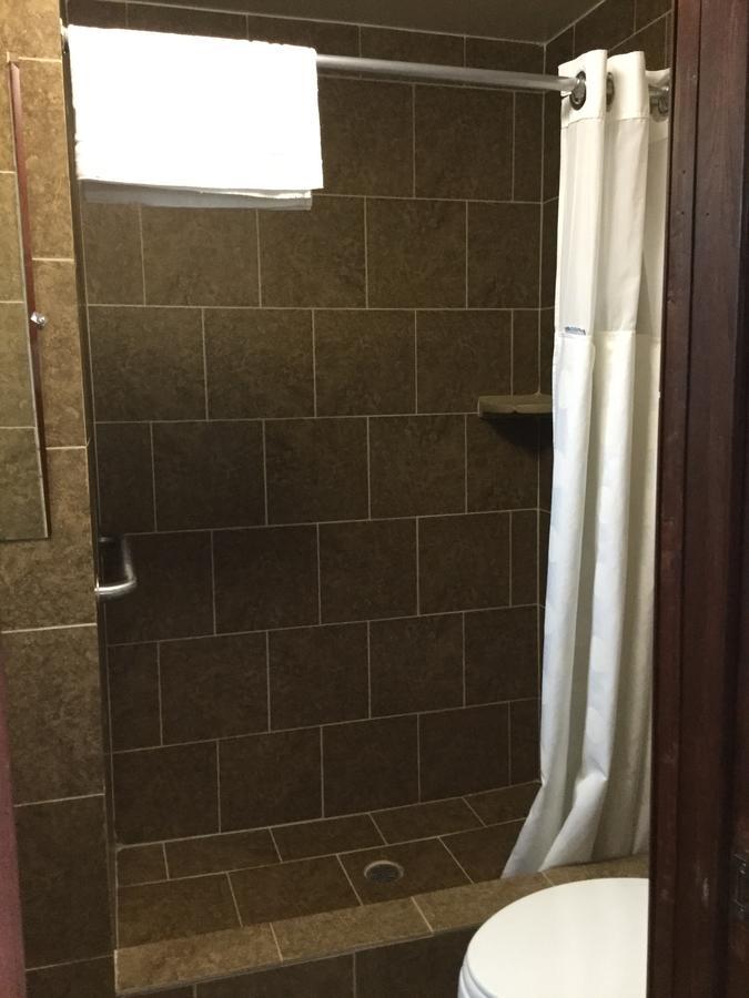 טולדו Best Motel מראה חיצוני תמונה